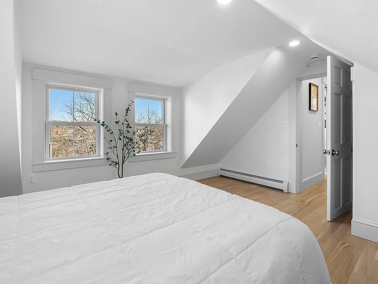 15 Willow St — Photo 31