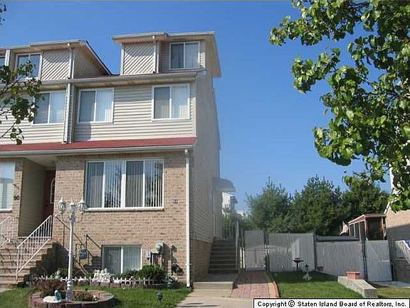 4th image of 88 Kenilworth Ave