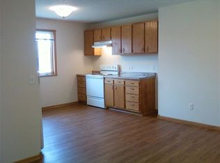 7617 Woodlawn Dr, Mounds View, MN 55112