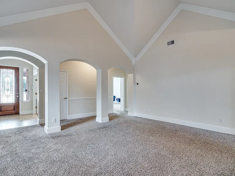17719 Misty Grove Dr — Photo 2