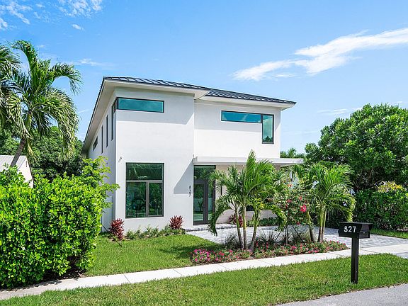 5th image of 827 SE 2nd Avenue
