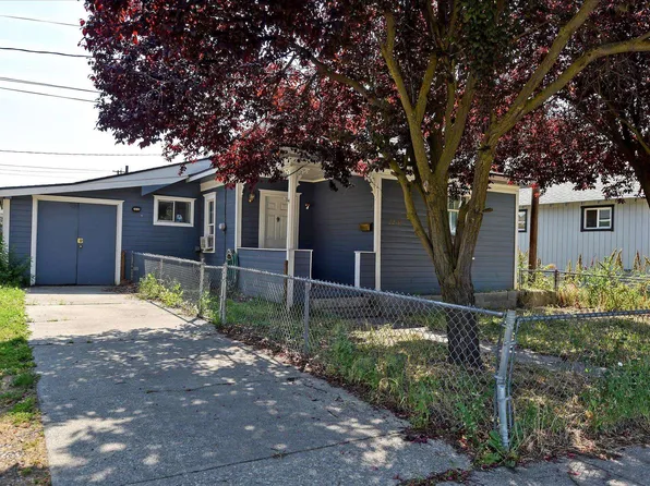 2218 N Wall St, Spokane, WA 99205
