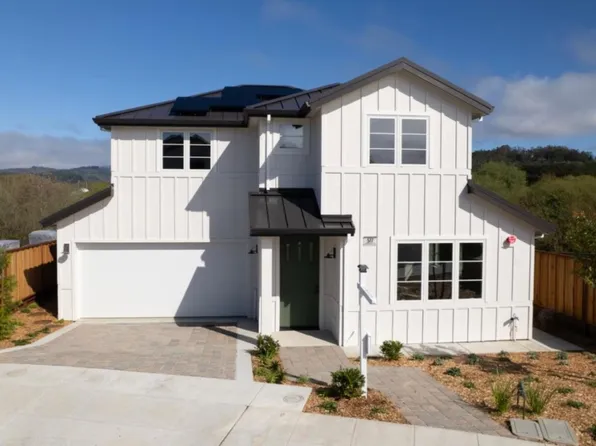 577 Creekside Ct, Half Moon Bay, CA 94019