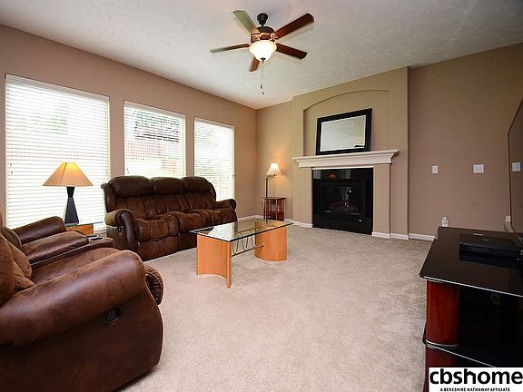 5th image of 4403 Edgerton Dr