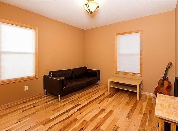 5th image of 1076 24th Ave SE