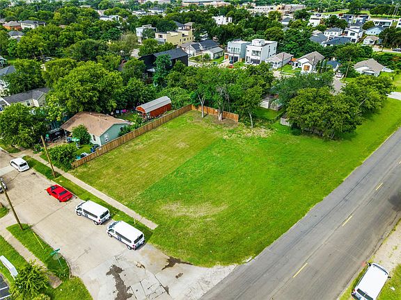 5th image of 4023 Darien St