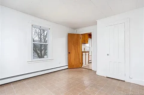 129 Miller St #2 — Photo 3