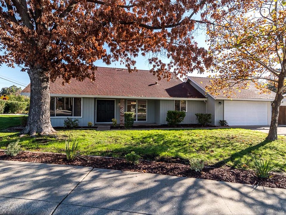 2nd image of 6996 Lincoln Creek Cir