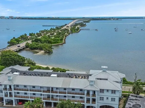 3714 NE Indian River Dr, Jensen Beach, FL