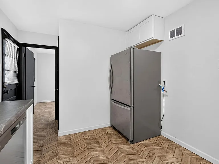 5544 Sapphire Ave — Photo 16