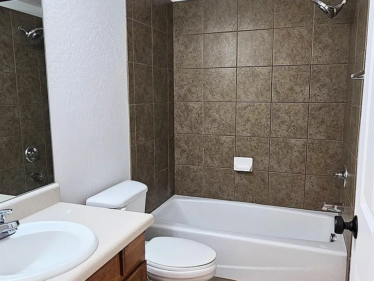 1471 E Payton Way — Photo 13