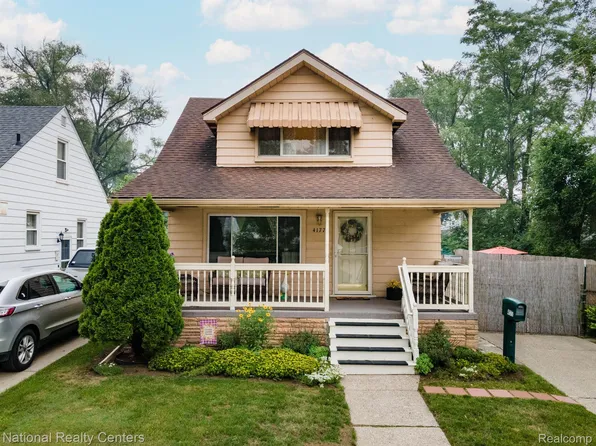 4177 Biddle St, Wayne, MI 48184