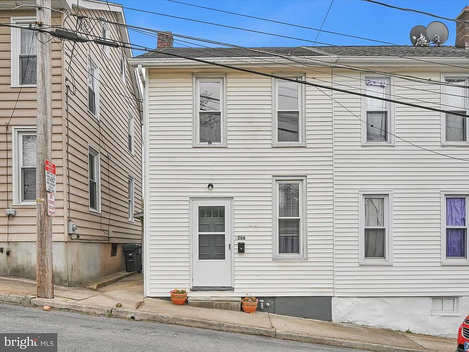 1st image of 206 S Margaretta St