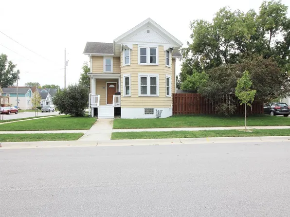 913 Wisconsin STREET, Watertown, WI 53094