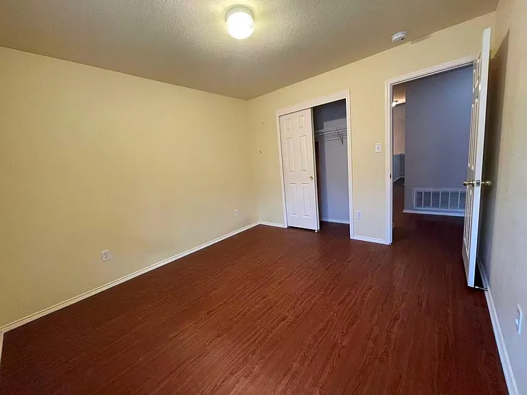 2416 Socorro Bnd — Photo 13