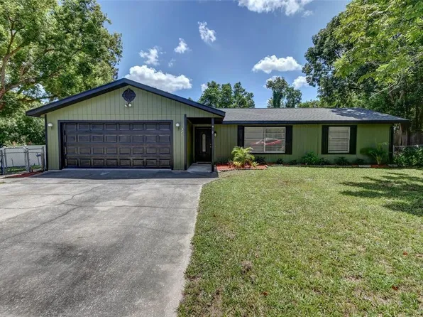 371 Chestnut Ave, Orange City, FL 32763