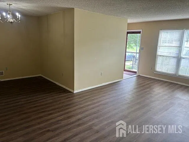 2 bed, 2.0 bath, 1239 sqft, $2,500 — Photo 4