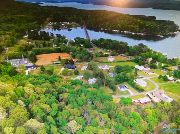 289 Cedar Cove Rd, Scottsboro, AL 35769
