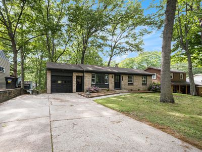 5685 Burgis Ave SE, Kentwood, MI, 49508