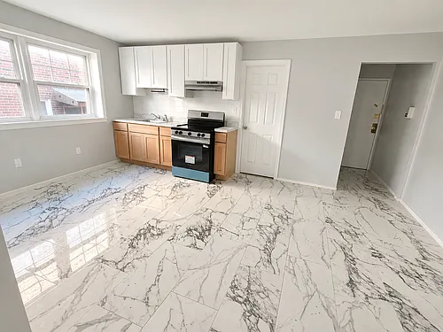 92 Davenport Ave Photo 1
