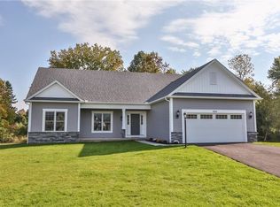 994 Slate Creek Xing, Webster, NY 14580
