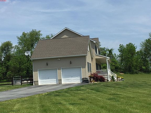 3rd image of 7 Wisteria Ct
