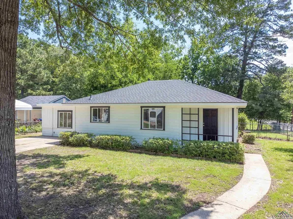 135 W Jewel Dr, Longview, TX 75602