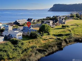 2215 Shore Ave, Freeland, WA 98249