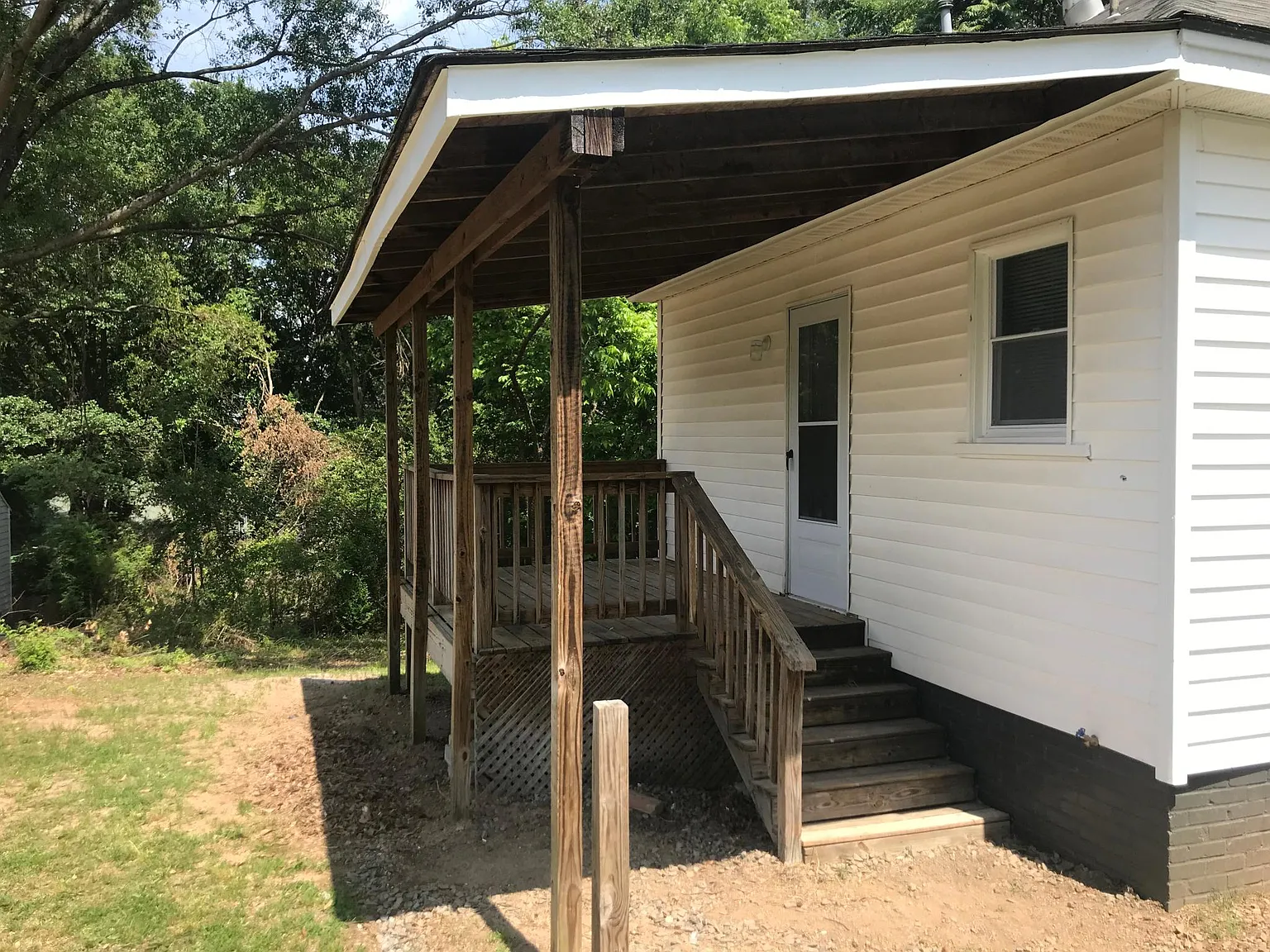 1 bed, 896 sqft, $1,000 — Photo 3