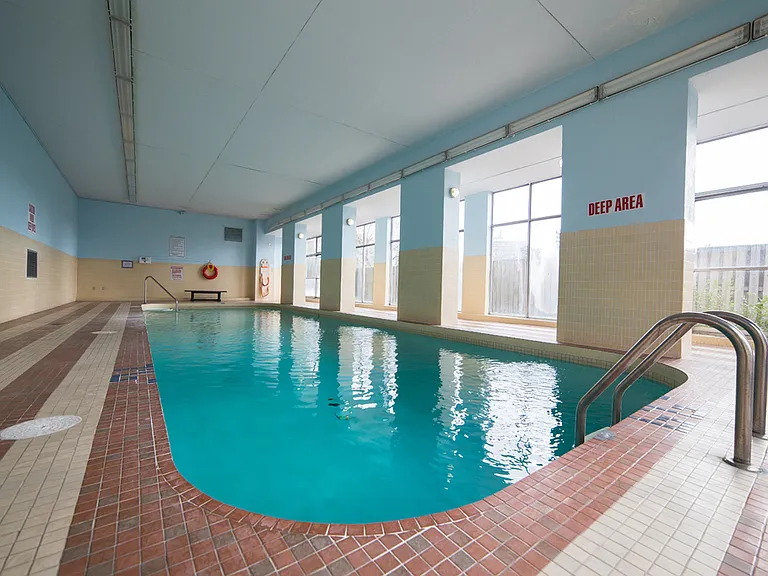 25 Richview Rd #603 — Photo 3