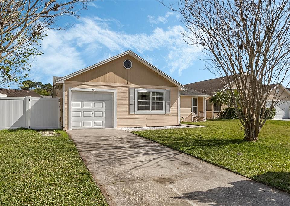 1st image of 227 Rapscallion Ct