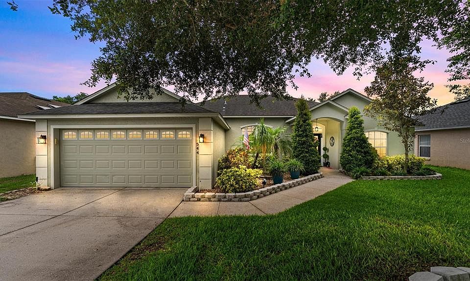 1st image of 544 Lake Sumner Dr