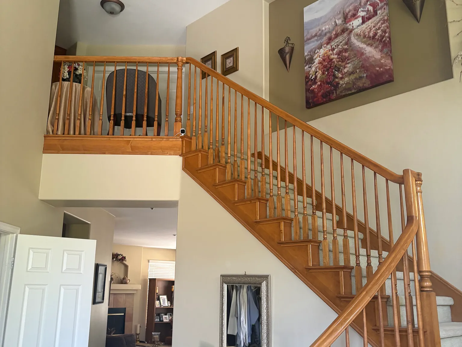 5 bed, 2962 sqft, $5,450 — Photo 3