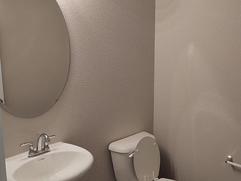 5992 S Carlburg Ave — Photo 12