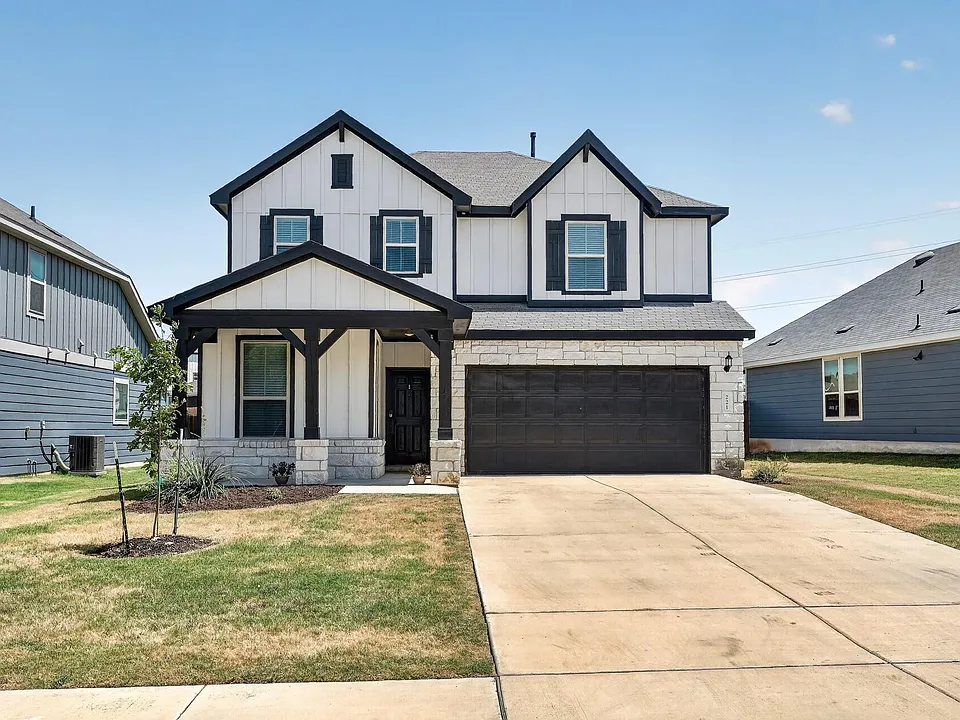 221 Sand Lily Ln