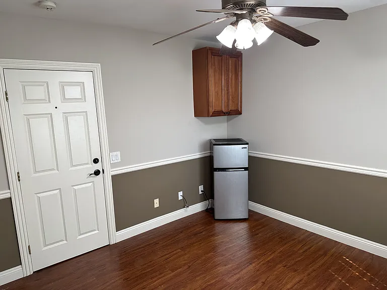 165 Chestnut St #23 — Photo 3