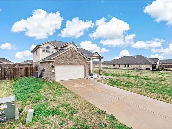 2nd image of 7704 Bunker Dr