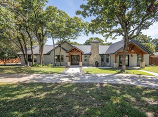 1016 Oakwood Dr, Keller, TX 76248