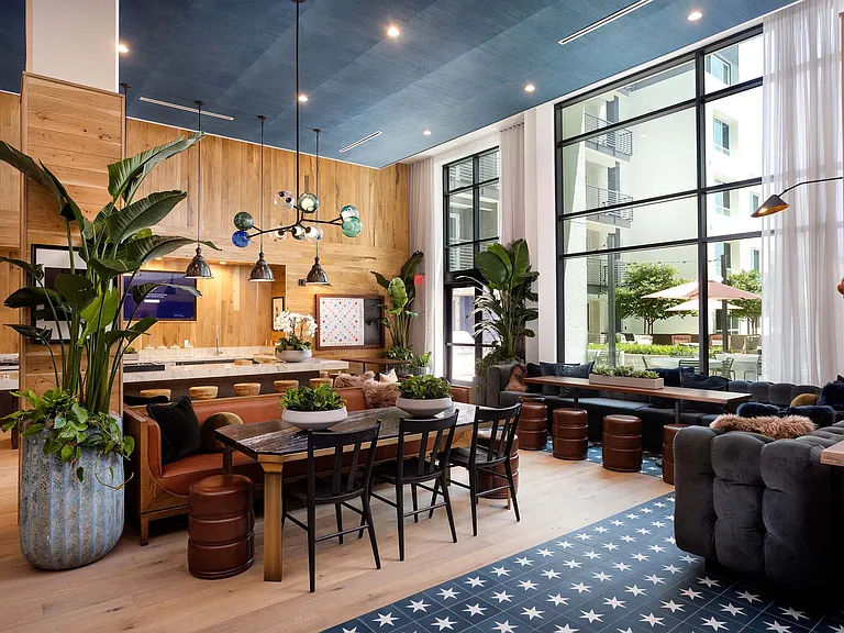 Alexan Noho West — Photo 145