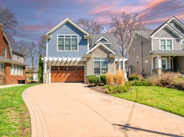 295 Glen Park Dr, Bay Village, OH 44140