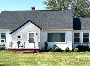 2889 Harryhogan Rd, Callao, VA 22435