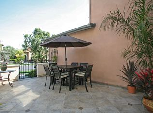 3 Dearborn, Irvine, CA 92602