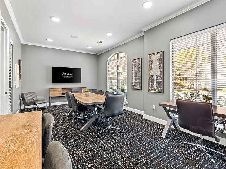 1520 Enclave Pkwy — Photo 44