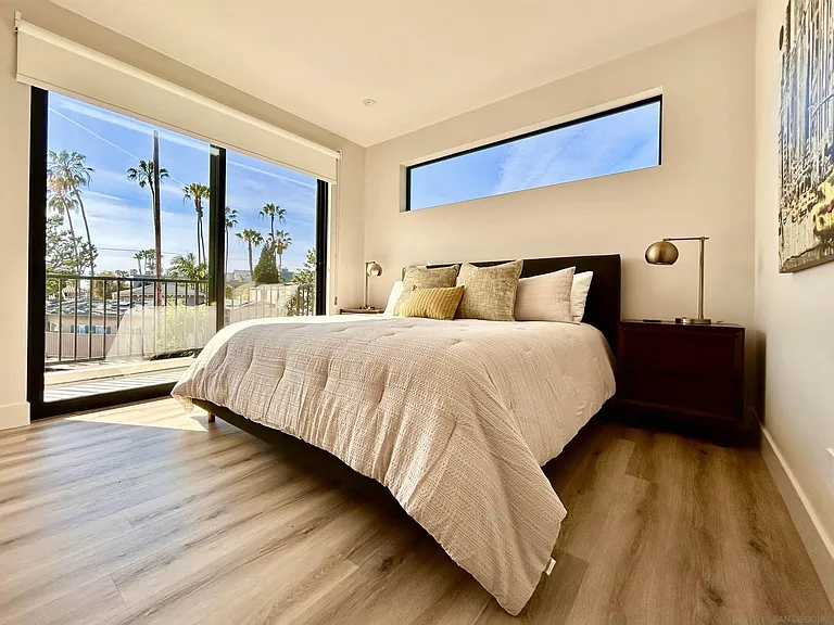 8168 Paseo Del Ocaso — Photo 13