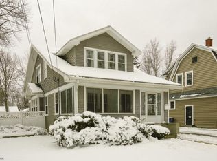 1328 Royce Ave, Kalamazoo, MI 49001