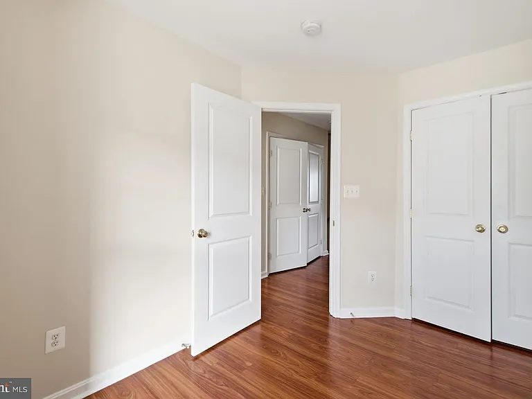 8108 Dove Cottage Ct — Photo 33