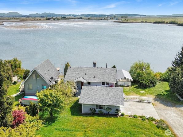 11586 Scott Road, Bow, WA 98232