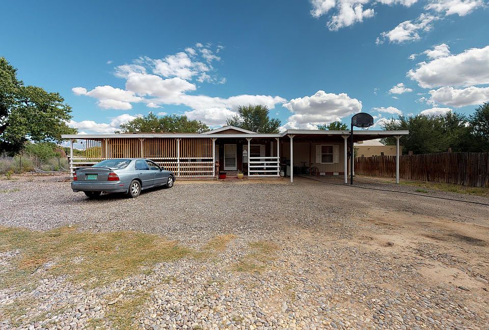 1st image of 533 Camino La Morada NW
