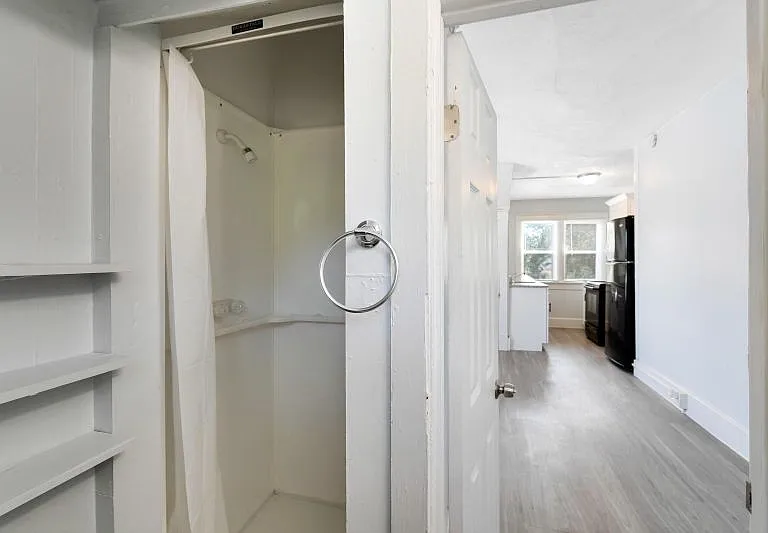812 Pennsylvania Ave #3 — Photo 4
