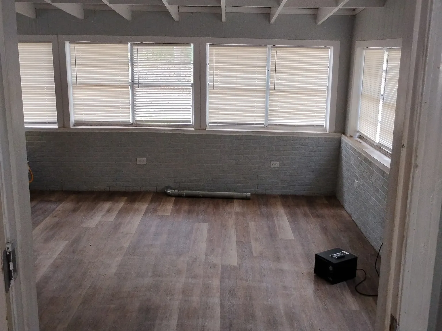 106 North 20th Avenue - B — Photo 2